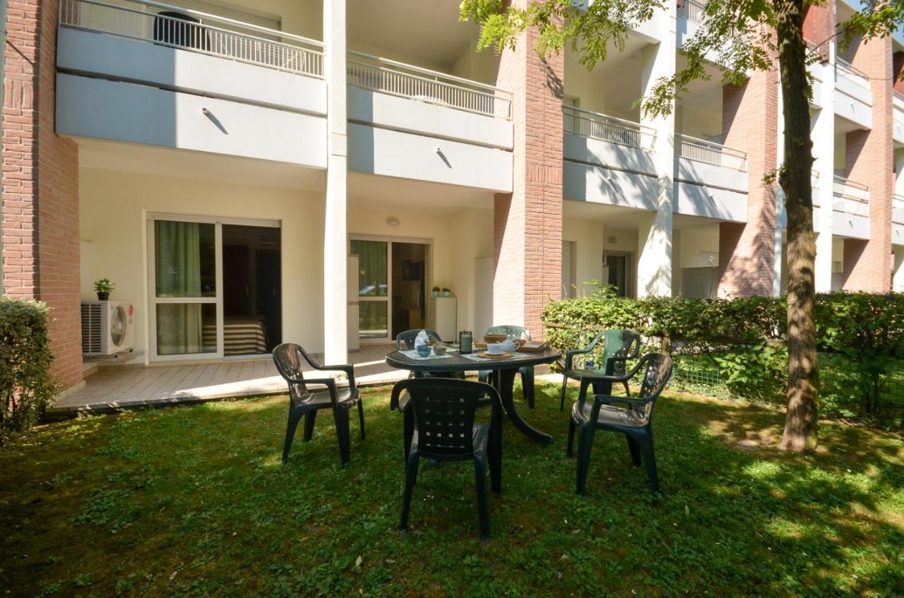 Апарт готель Residenza Al Parco Бібіоне Екстер'єр фото